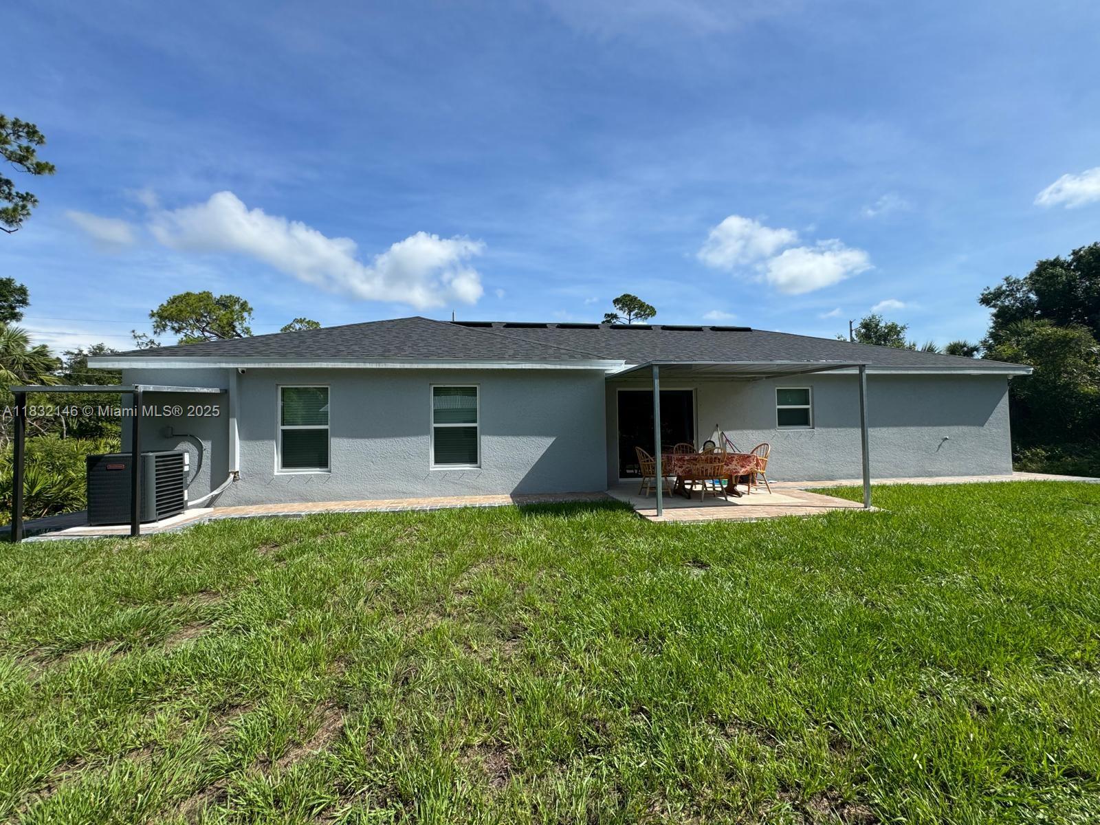 MOVE-IN-READY! GREAT INVESTMENT OPPORTUNITY OR PERMANENT RESIDENCE! SPACIOUS 4 BEDROOM, 2 BATH, 2-CAR GARAGE HOME IN THE HEART OF PORT CHARLOTTE!!!!
Beautiful open floor plan features 1,617 sf of living space, cathedral ceiling, luxury vinyl plank flooring throughout, neutral décor, well-appointed kitchen offering soft close cabinetry with 30” uppers, granite countertops, stainless appliances and center island with breakfast bar plus dining area with slider to patio. Master suite features tray ceiling and private bath with dual sinks, walk-in closet and walk-in shower. Great location close to restaurants, shopping, schools, golf and just a short drive to Charlotte Harbor Easy access to gulf beaches. Don’t miss this opportunity! Schedule your private showing today!
