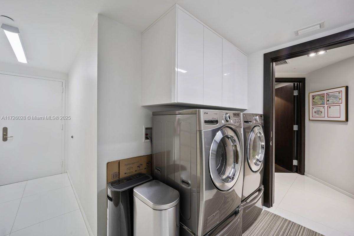 JADE RESIDENCES AT BRICKE - Residential