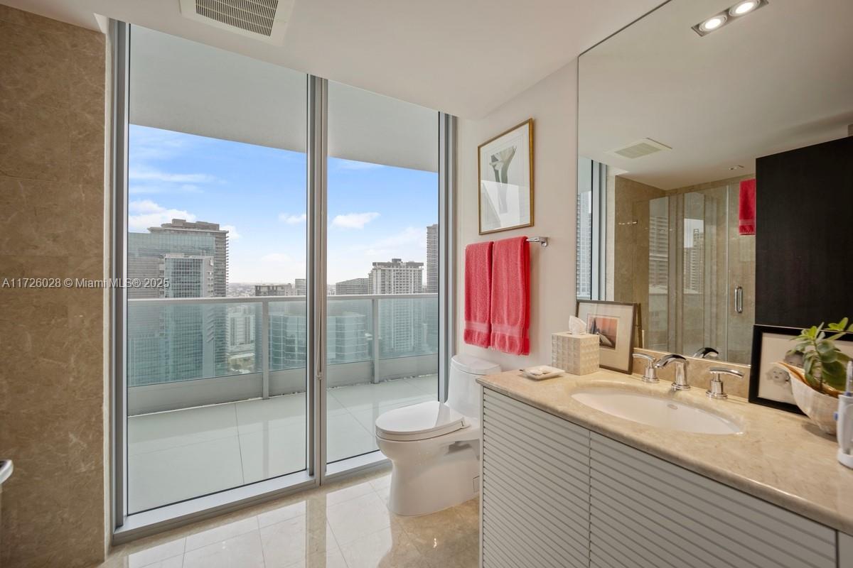 JADE RESIDENCES AT BRICKE - Residential