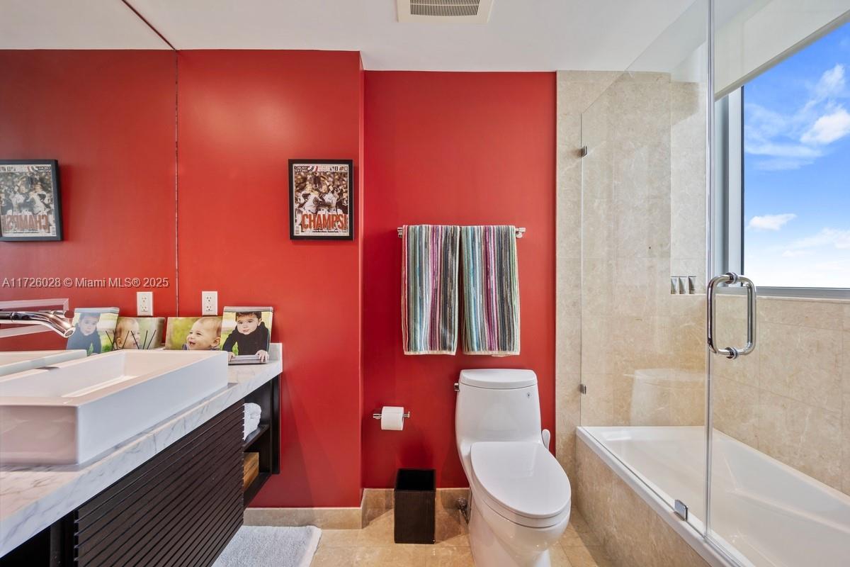 JADE RESIDENCES AT BRICKE - Residential
