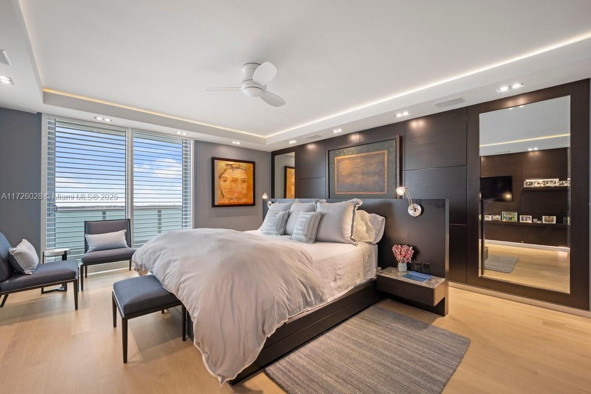 JADE RESIDENCES AT BRICKE - Residential