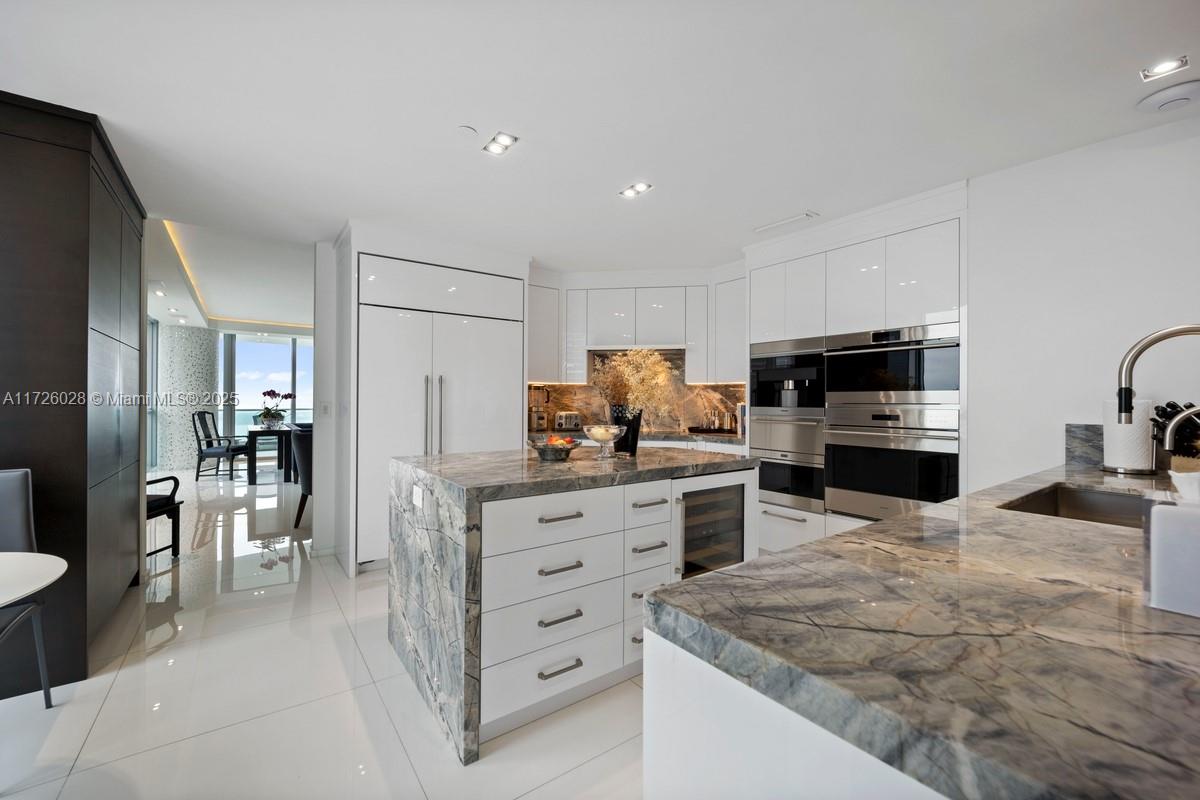 JADE RESIDENCES AT BRICKE - Residential