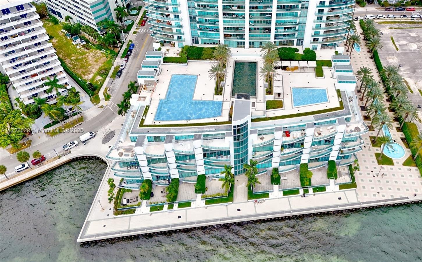 JADE RESIDENCES AT BRICKE - Residential