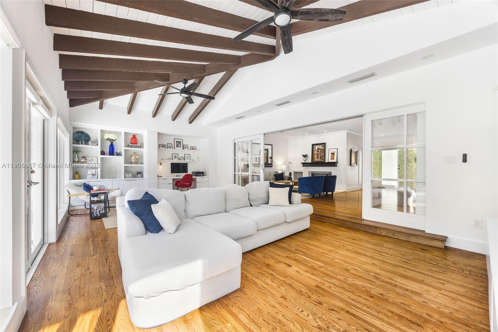 CORAL GABLES RIVIERA SEC - Residential