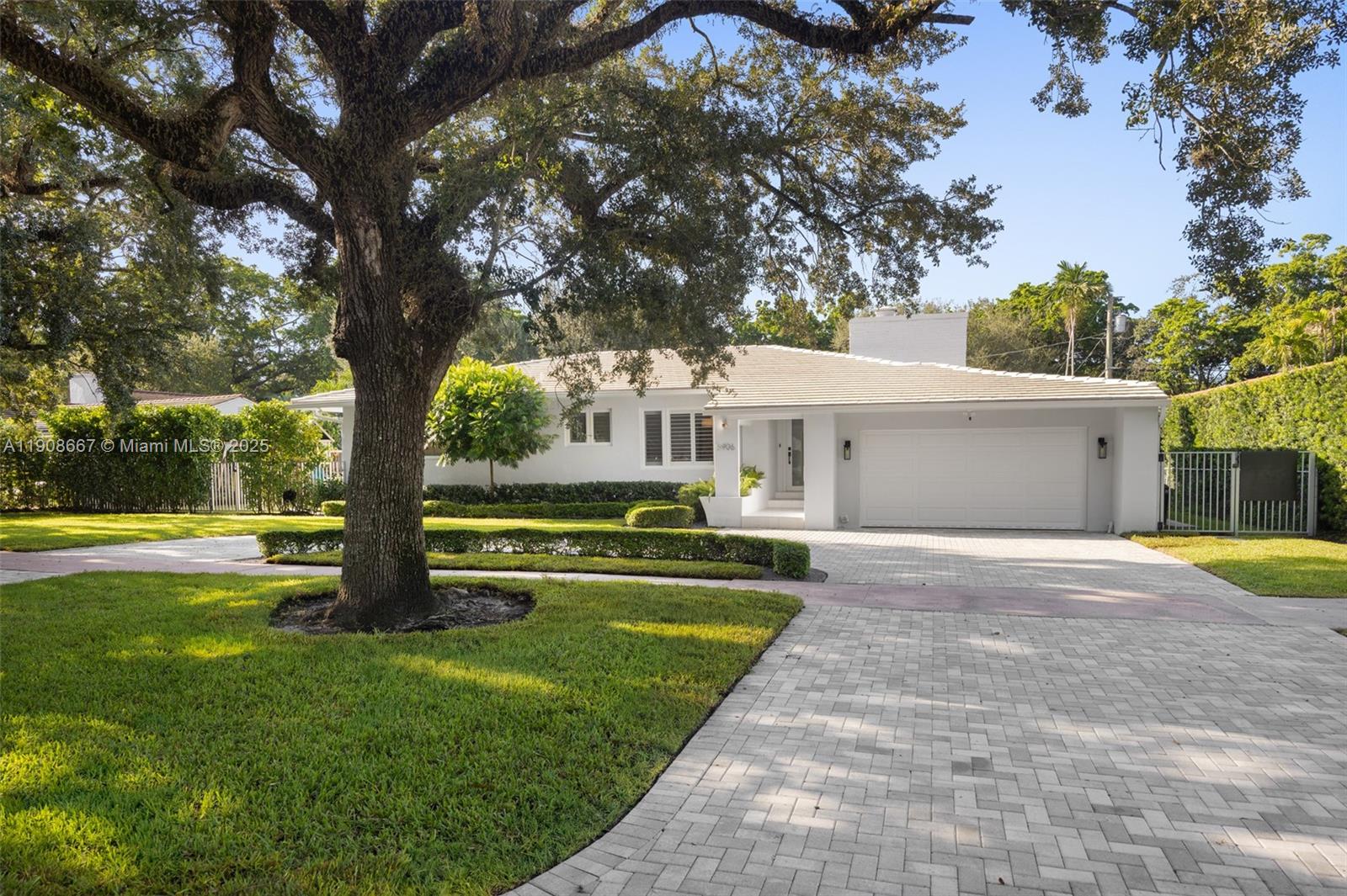 CORAL GABLES RIVIERA SEC - Residential