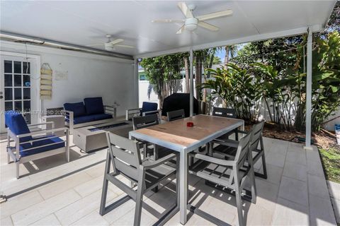 Tiny photo for 955 Van Buren St, Hollywood, FL 33019 (MLS # A12027062)