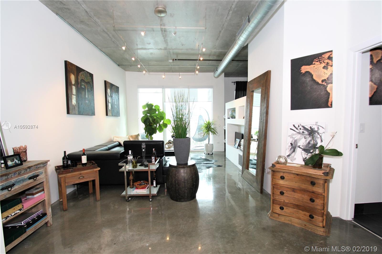 NOLA LOFTS CONDO 1 - Residential Lease