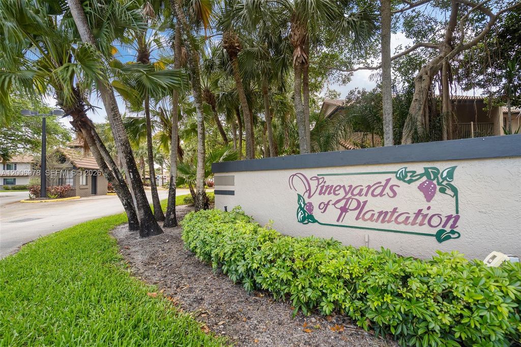 Photo of 9161 Vineyard Lake Dr #9161, Plantation, FL 33324 (MLS # A12006978)