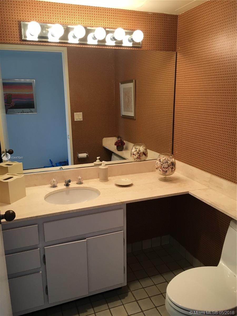 KEY COLONY NO 1 CONDO - Residential Lease