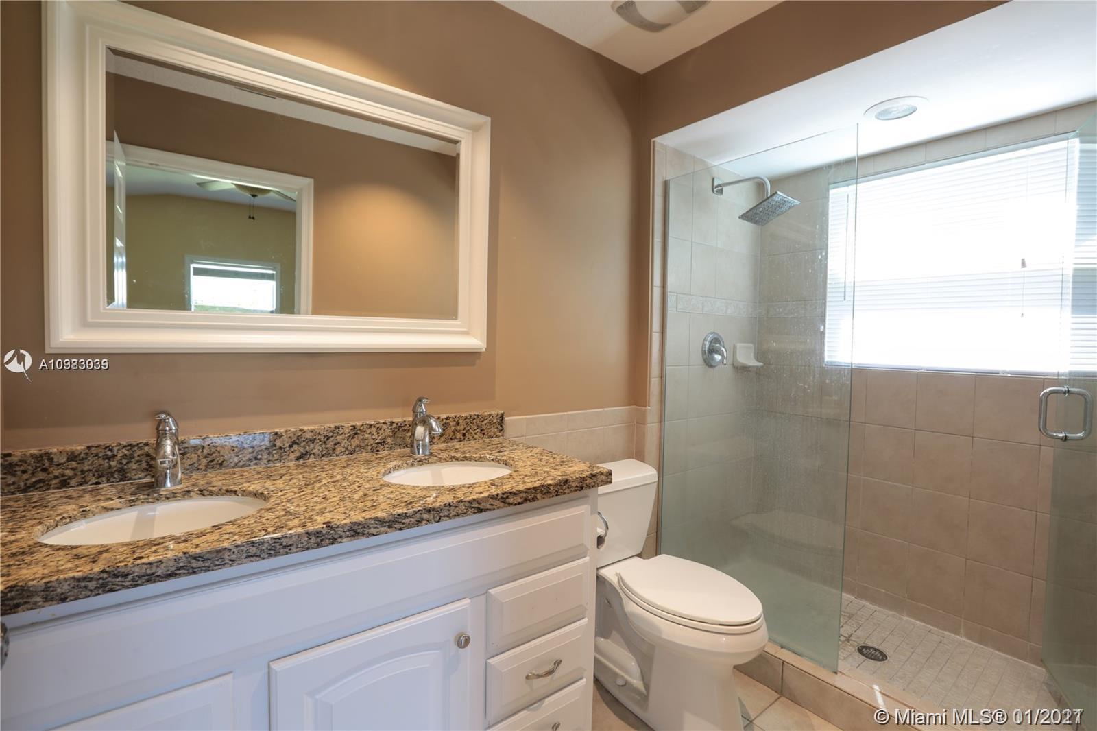 SHORELAND HGTS - Residential Lease