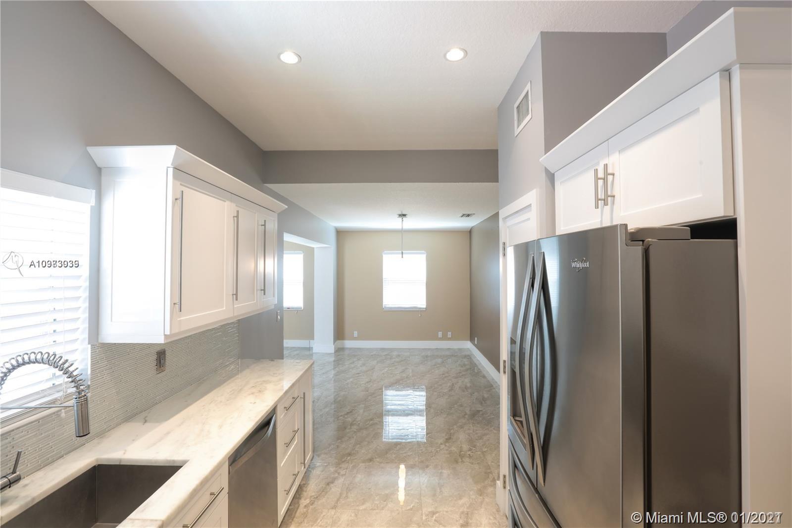 SHORELAND HGTS - Residential Lease