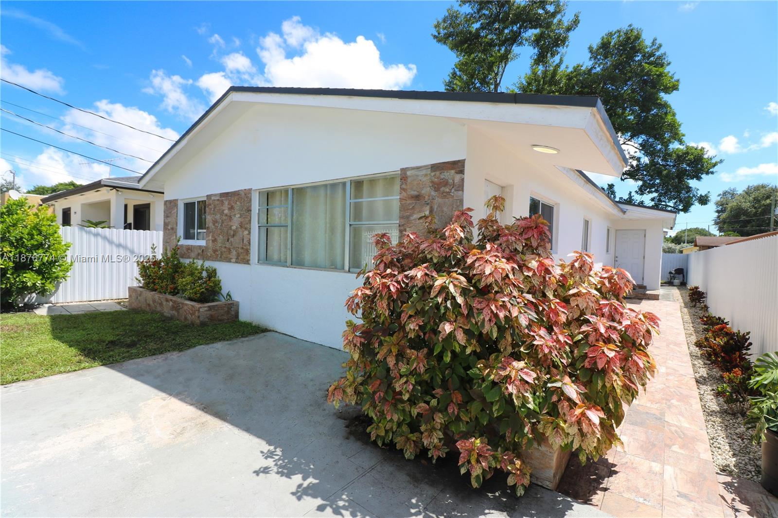 EARLINGTON HEIGHTS - Residential Lease