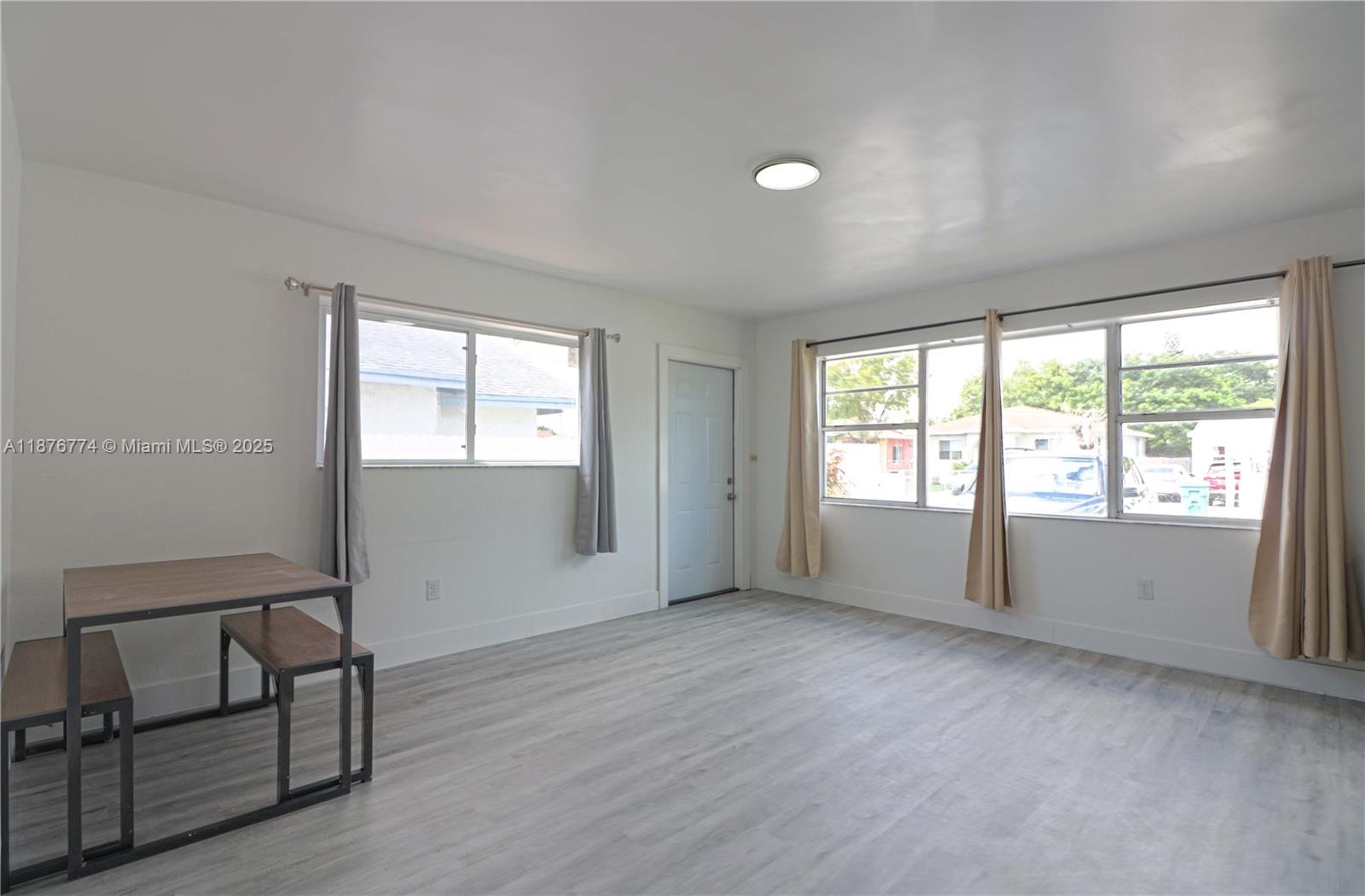 EARLINGTON HEIGHTS - Residential Lease