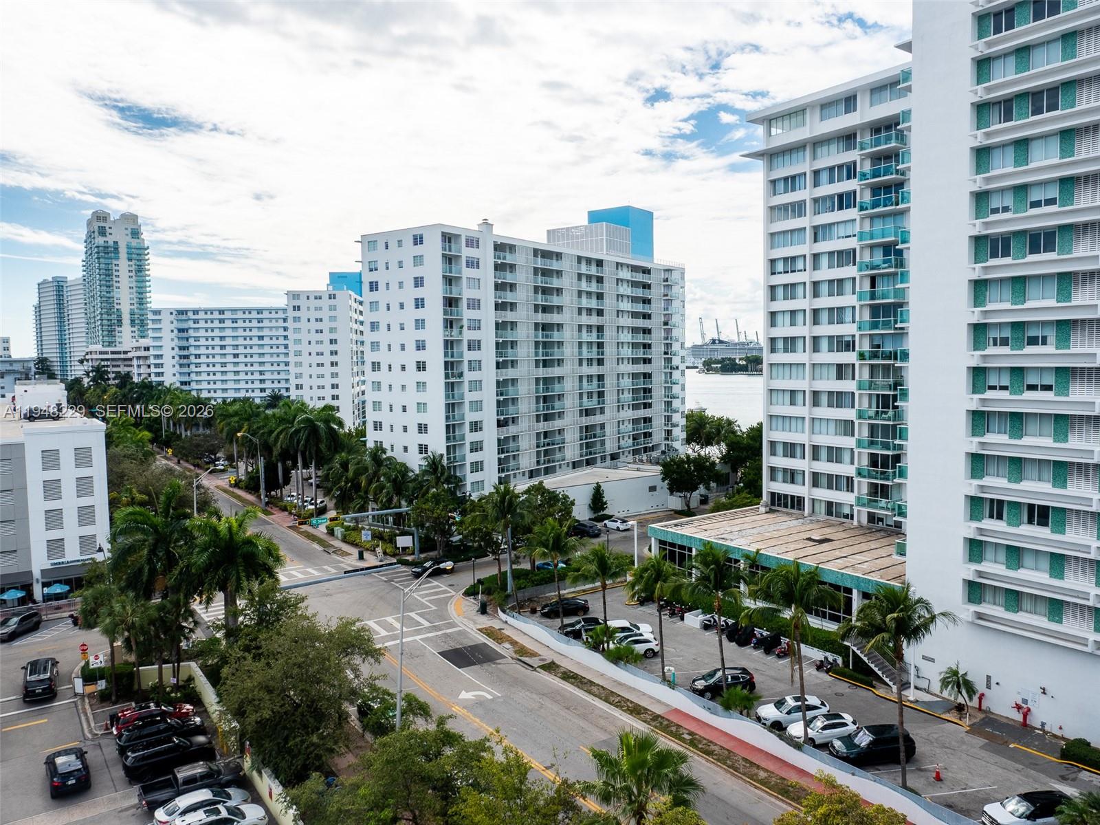 MIRADOR 1035 CONDO - Residential