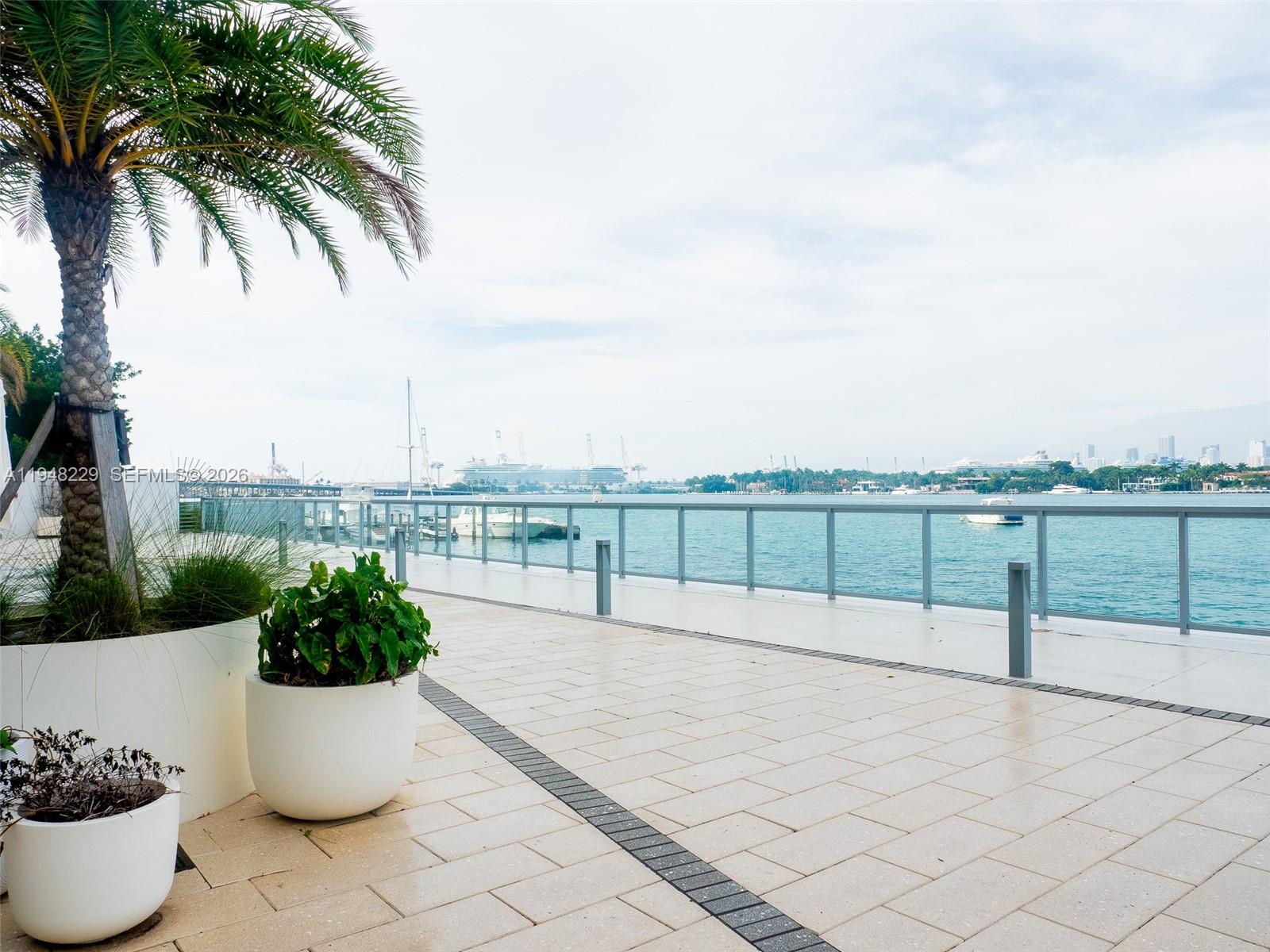 MIRADOR 1035 CONDO - Residential