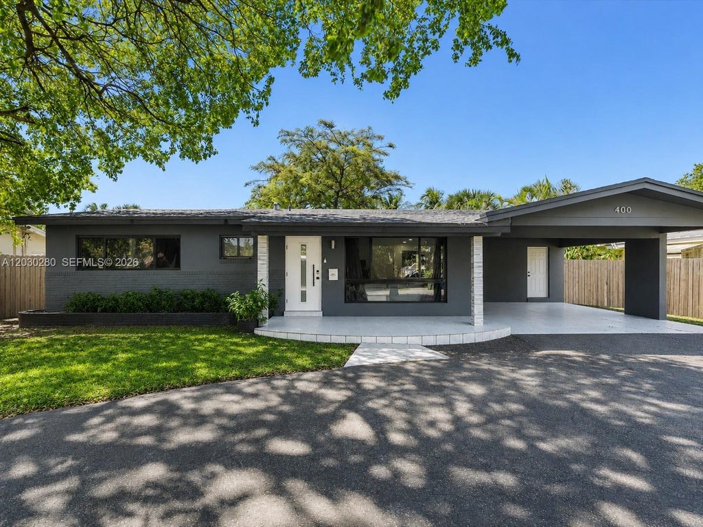 Photo of 400 NW 30th Ct, Wilton Manors, FL 33311 (MLS # A12030280)