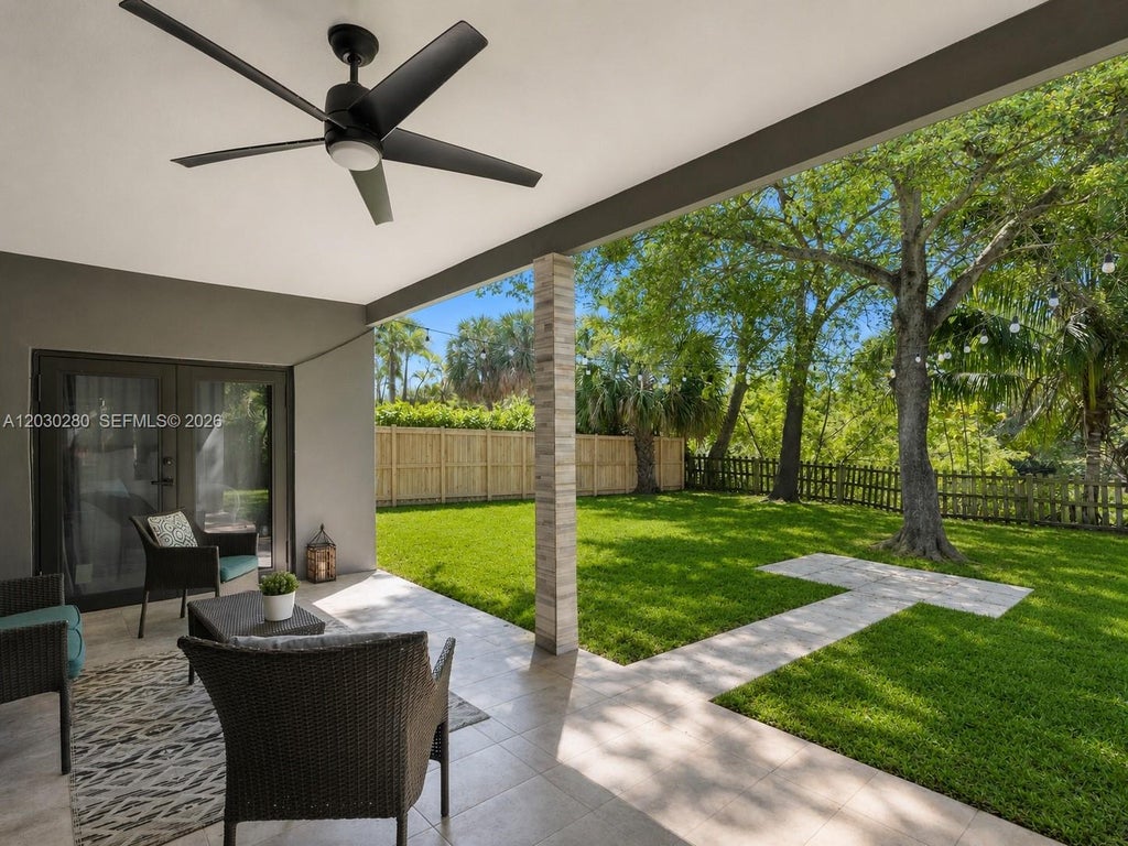 Photo of 400 NW 30th Ct, Wilton Manors, FL 33311 (MLS # A12030280)