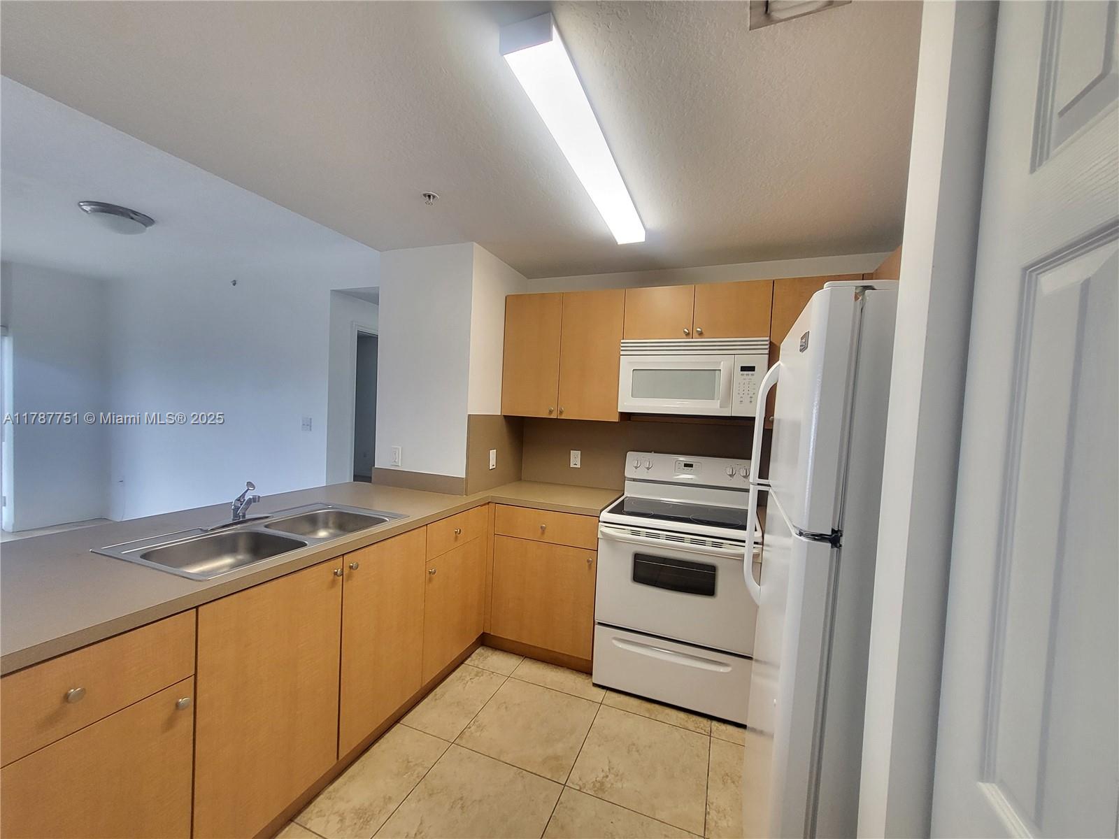 Rental Property at 435 Sw 12th Ave 201, Miami, Broward County, Florida - Bedrooms: 1 
Bathrooms: 1  - $2,150 MO.