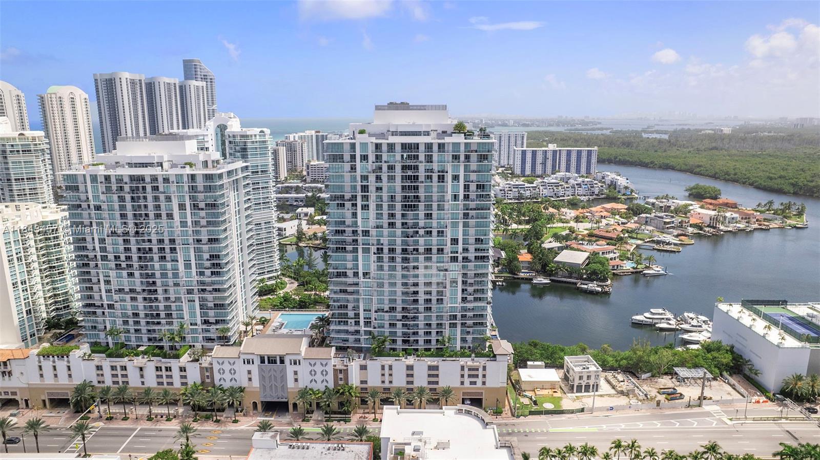 330 Sunny Isles Blvd 5-LPH03