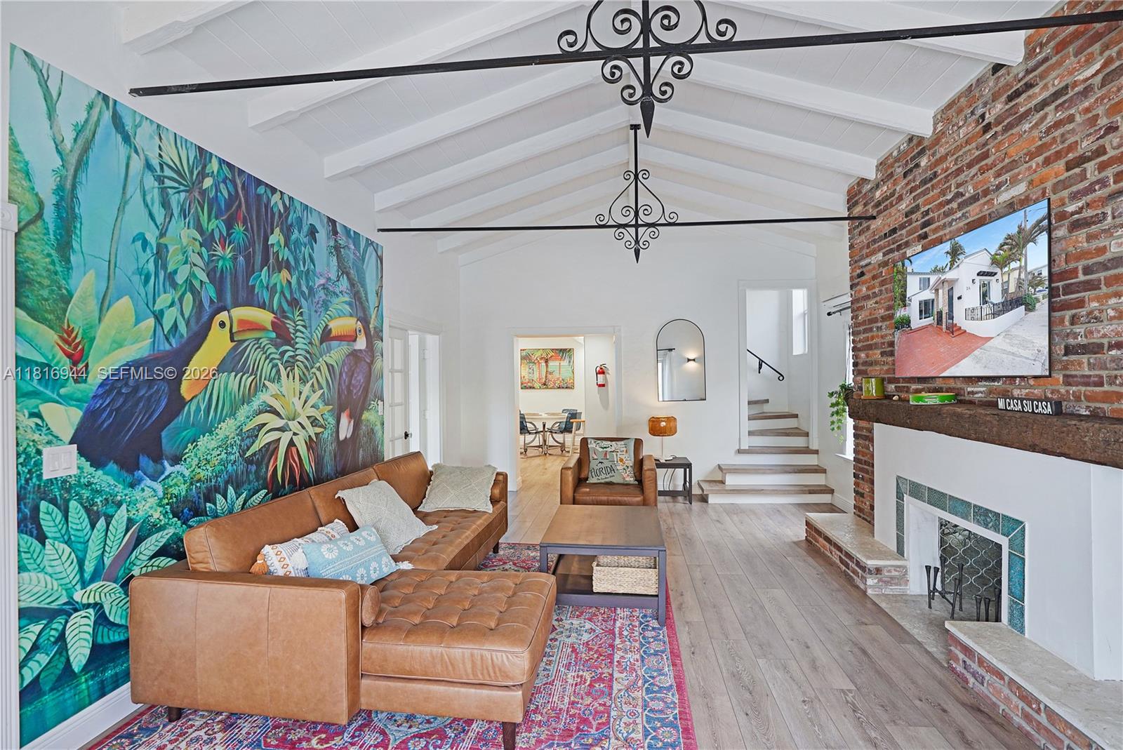 HOLLYWOOD BEACH - Residential