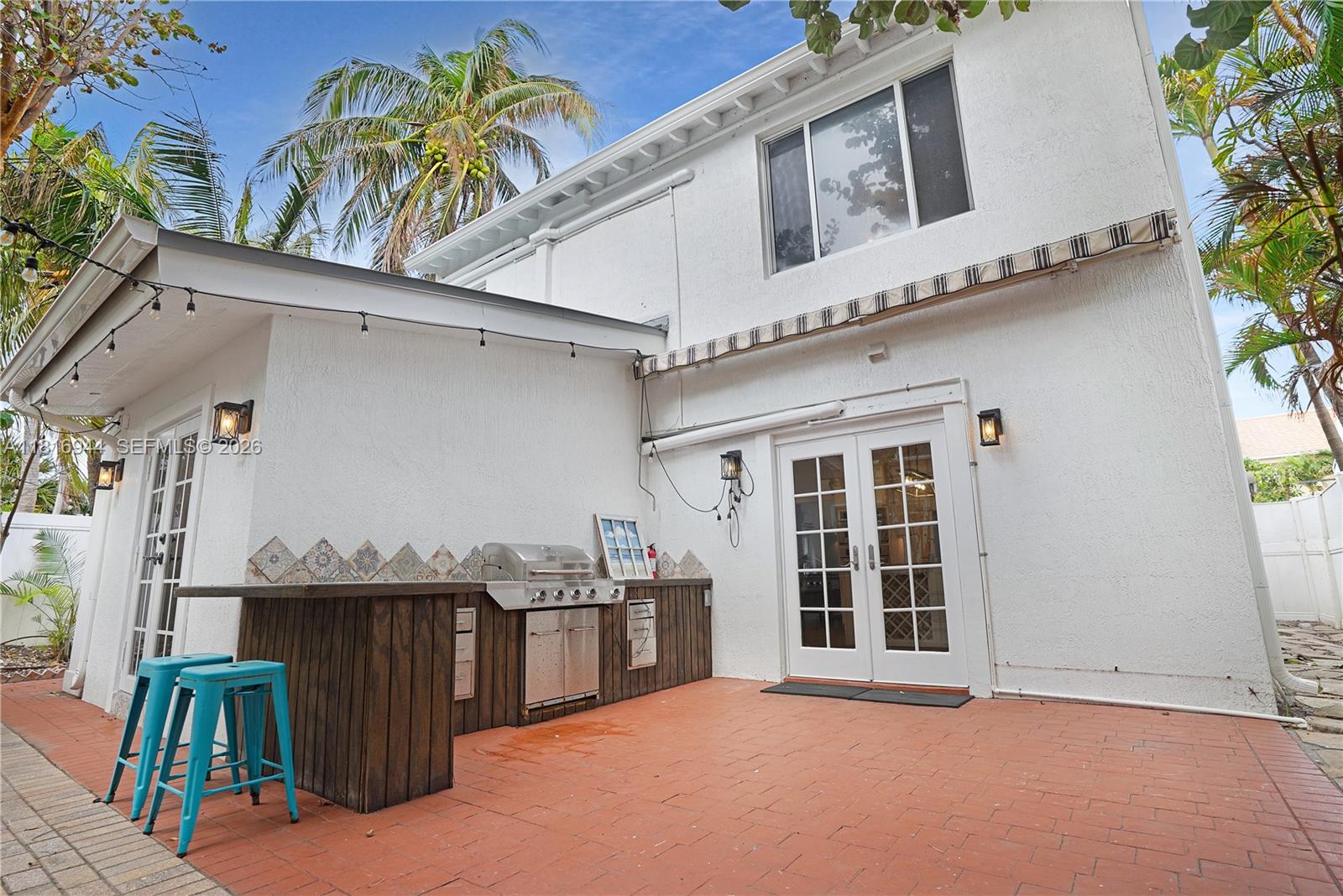 HOLLYWOOD BEACH - Residential