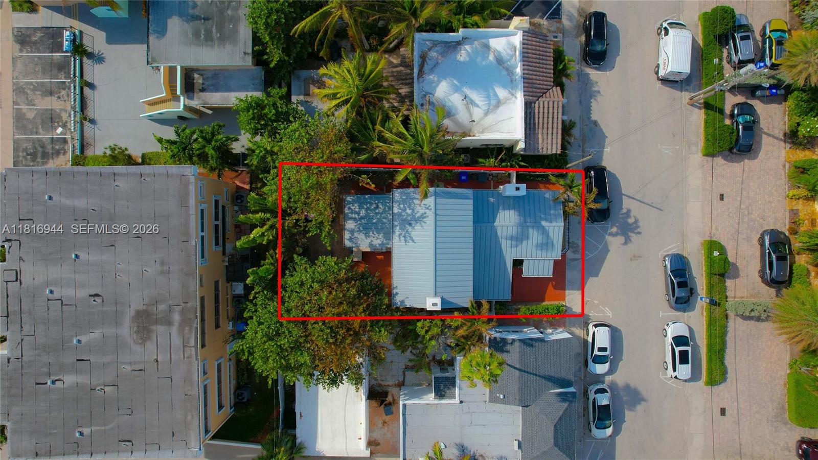 HOLLYWOOD BEACH - Residential