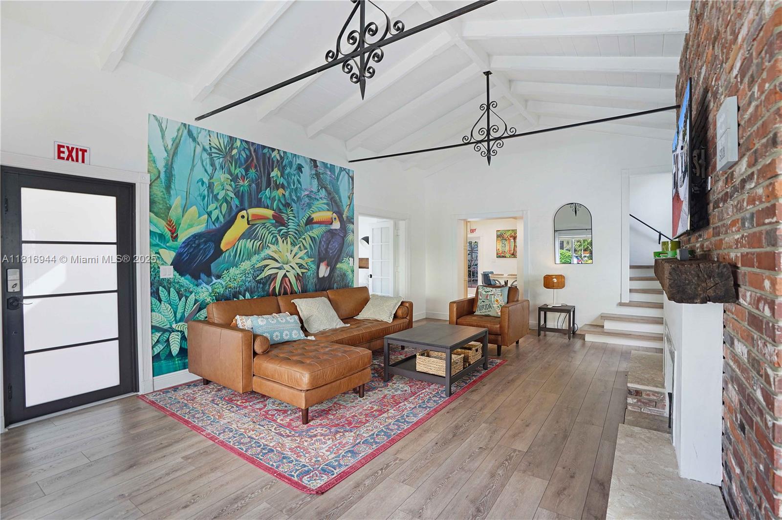 HOLLYWOOD BEACH - Residential