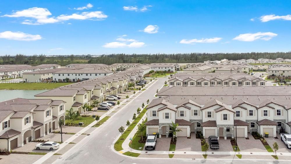 Lagos at ALTAMIRA - Residential Lease