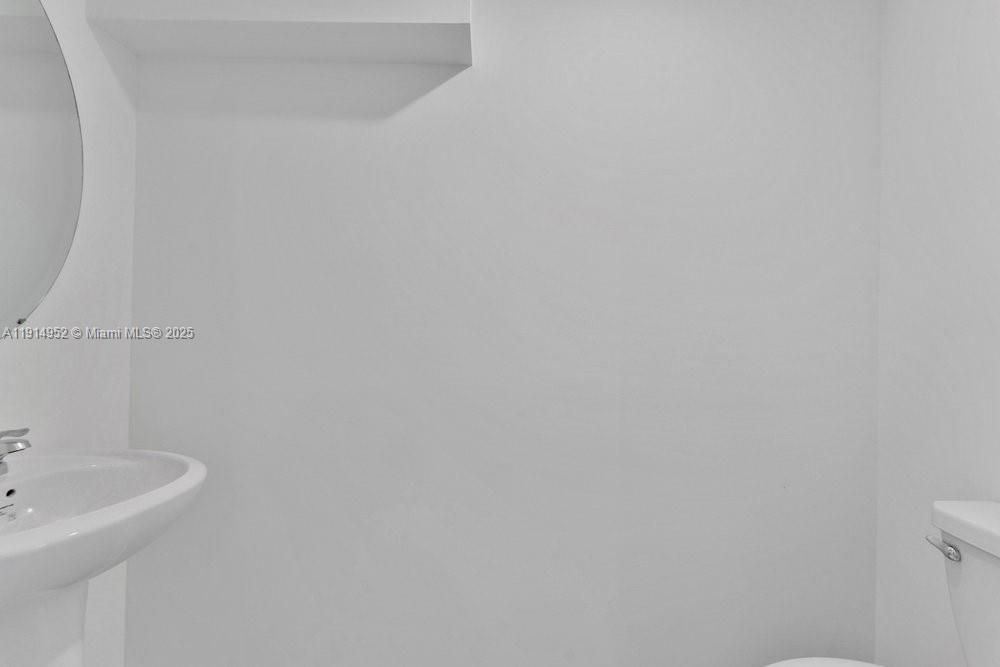 Lagos at ALTAMIRA - Residential Lease