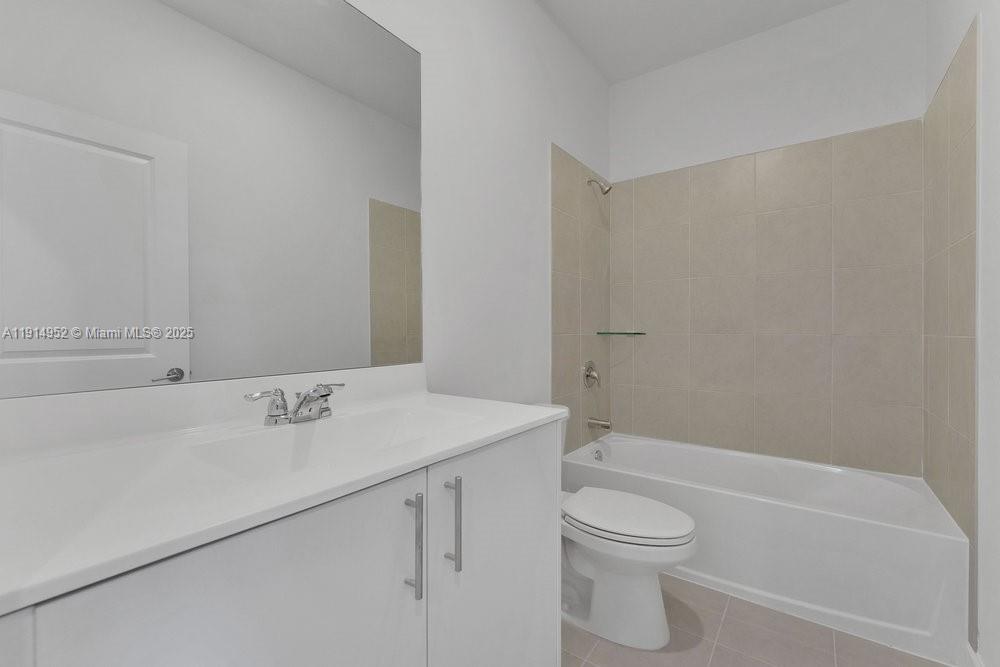 Lagos at ALTAMIRA - Residential Lease