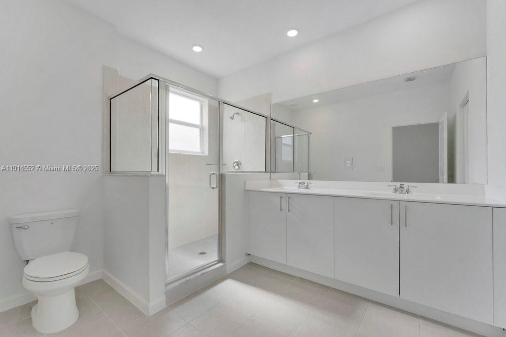 Lagos at ALTAMIRA - Residential Lease