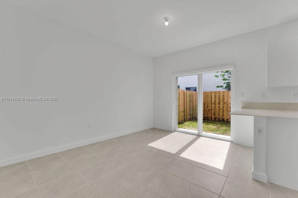 Lagos at ALTAMIRA - Residential Lease