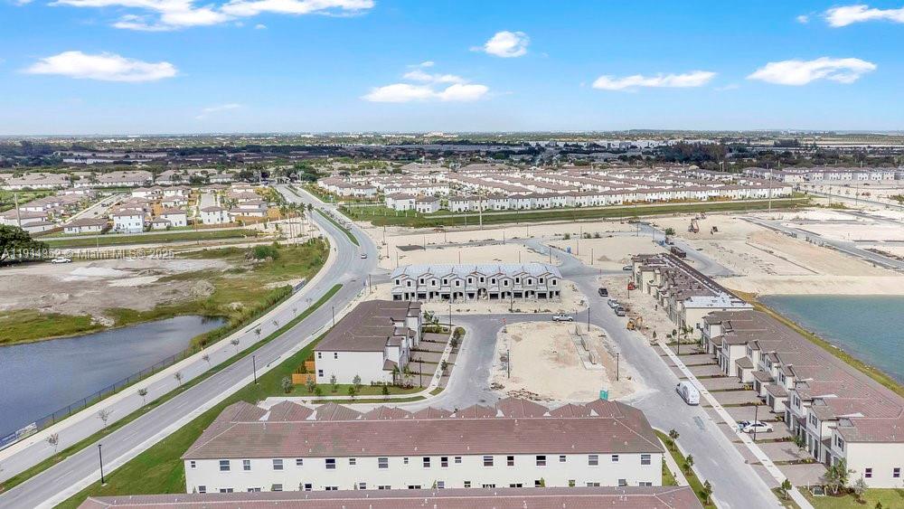 Lagos at ALTAMIRA - Residential Lease