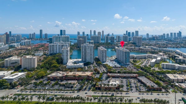 18011 BISCAYNE BLVD APT 903, AVENTURA, FL 33160 - Image 753c58a814f63b8c6d6d4dce5dbee2b5/2620474460