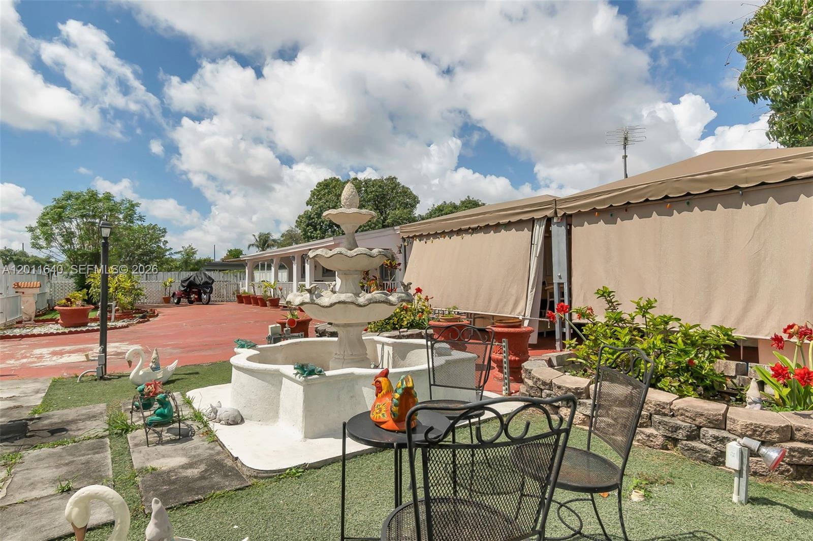ANDERSON HEIGHTS - Residential