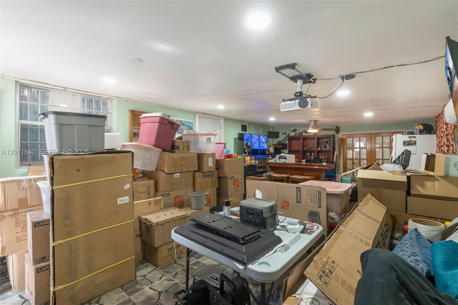 ANDERSON HEIGHTS - Residential