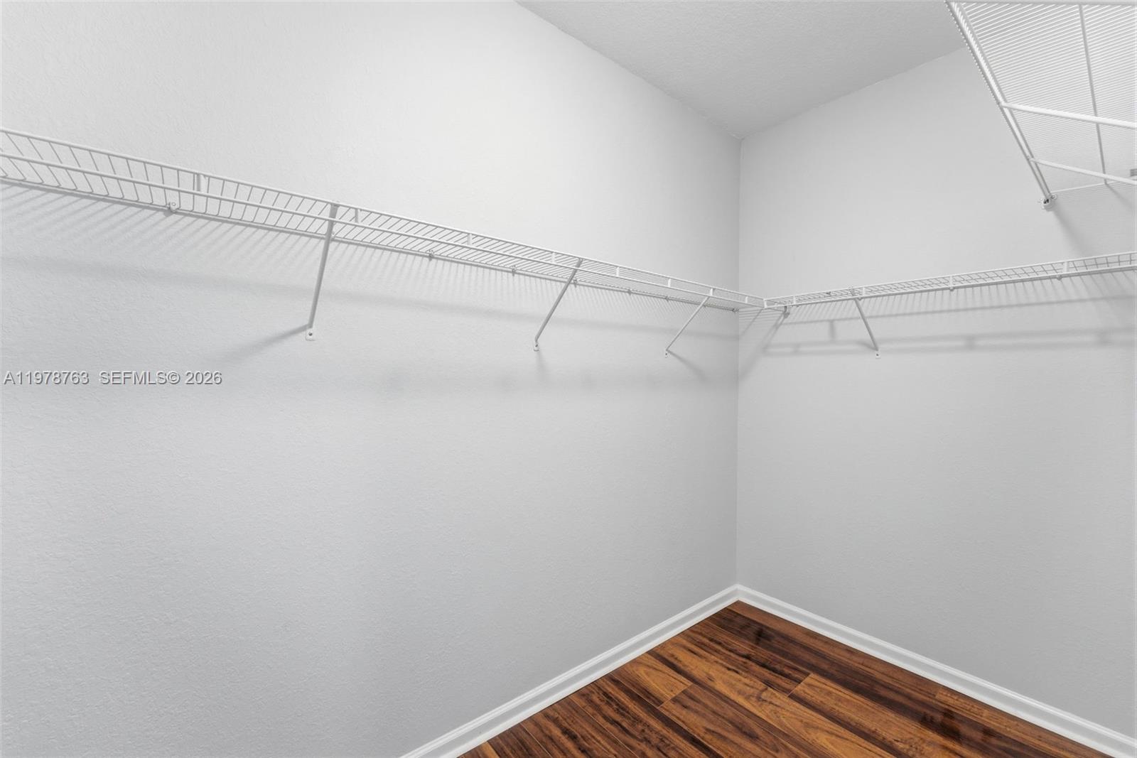 CRICKET CLUB - Residential