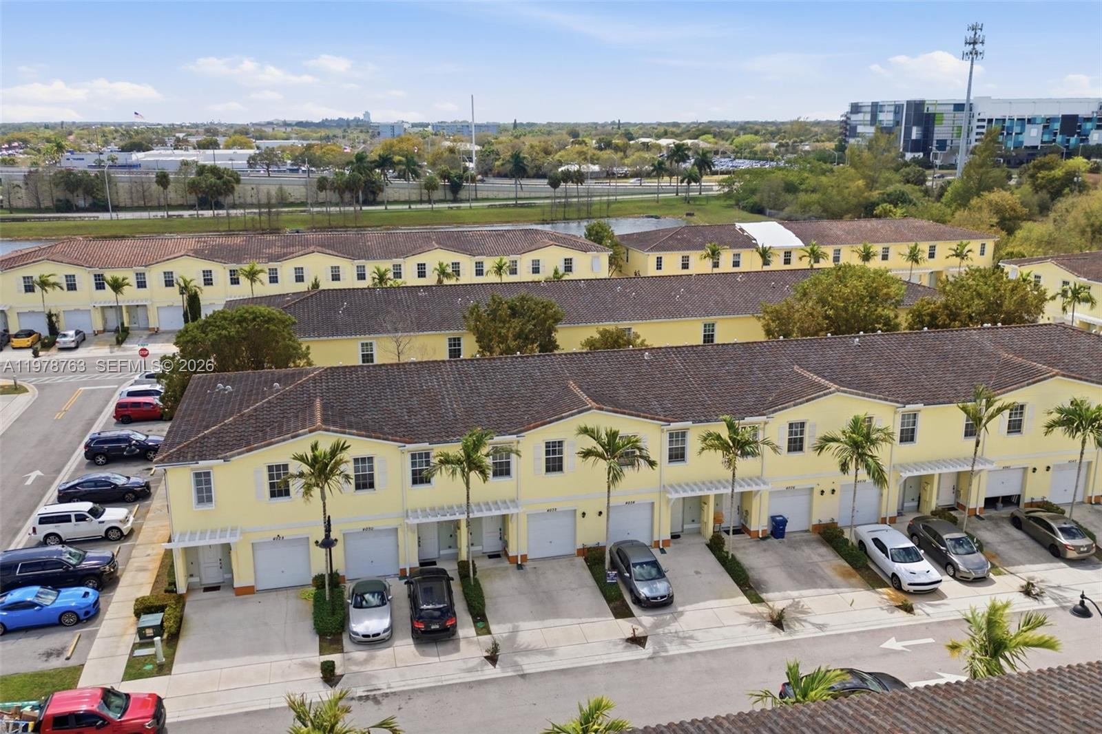 CRICKET CLUB - Residential