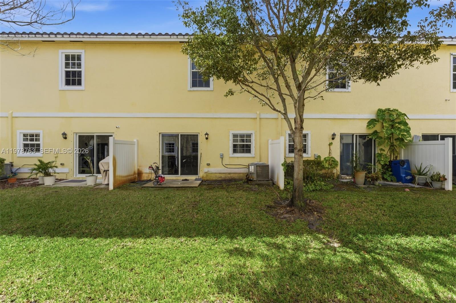 CRICKET CLUB - Residential