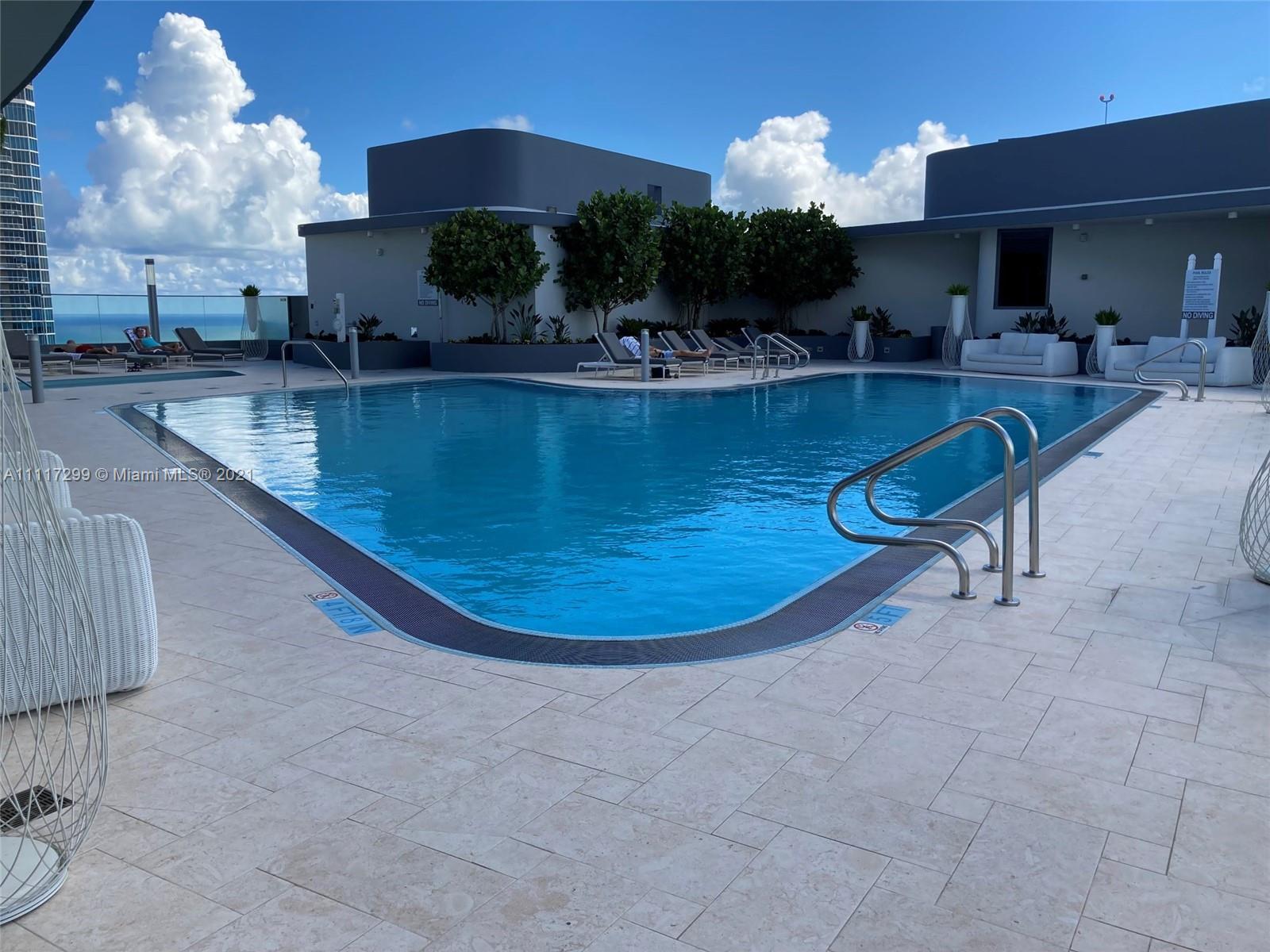 BRICKELL FLATIRON CONDO - Residential