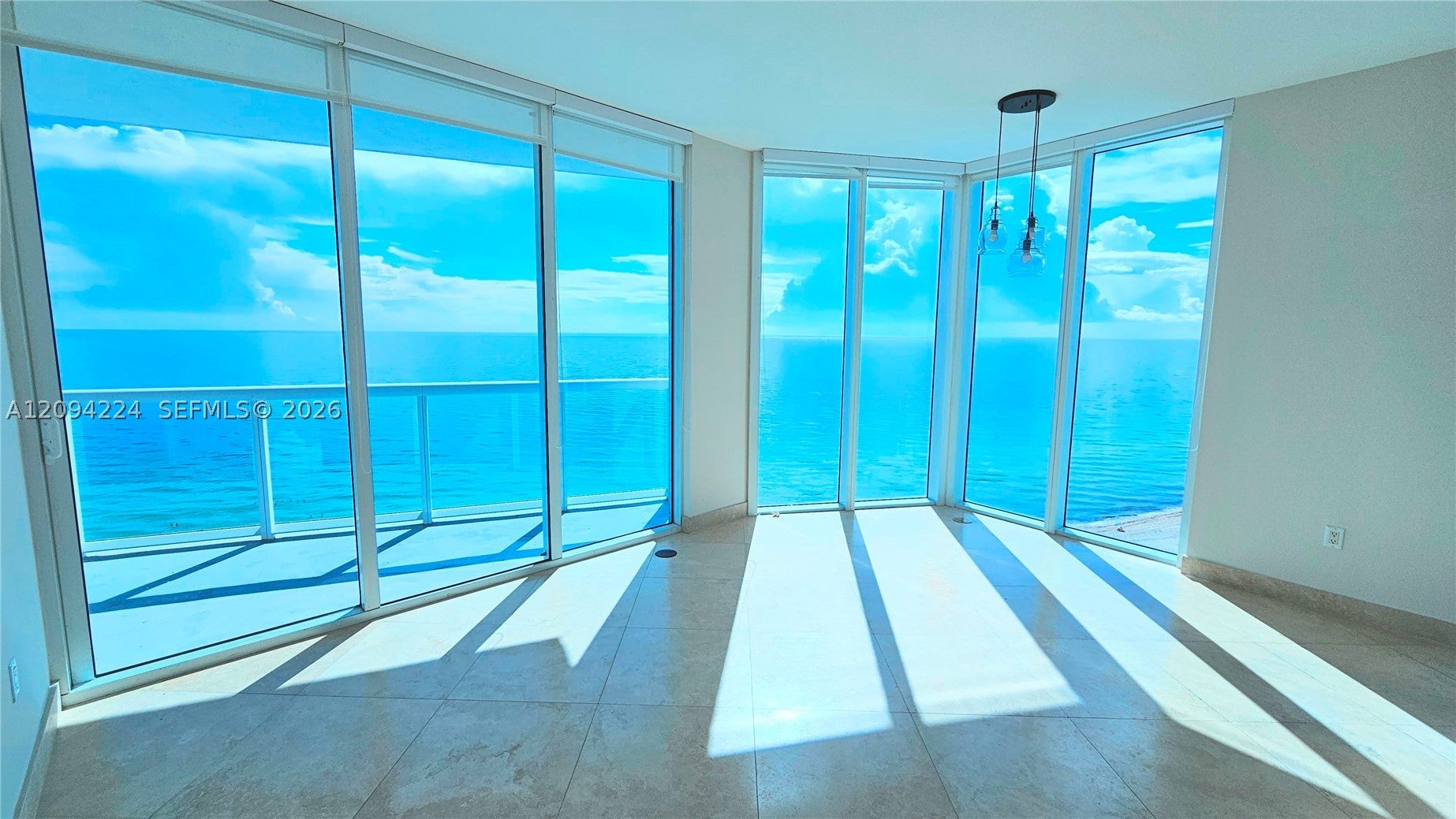 6515 Collins Ave 1403