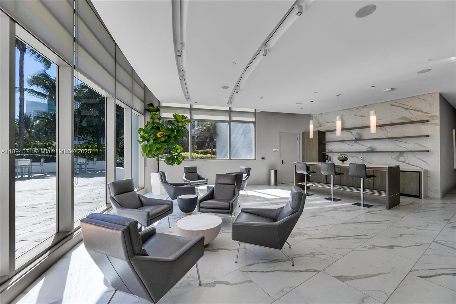 DIPLOMAT OCEANFRONT RESID - Residential Lease