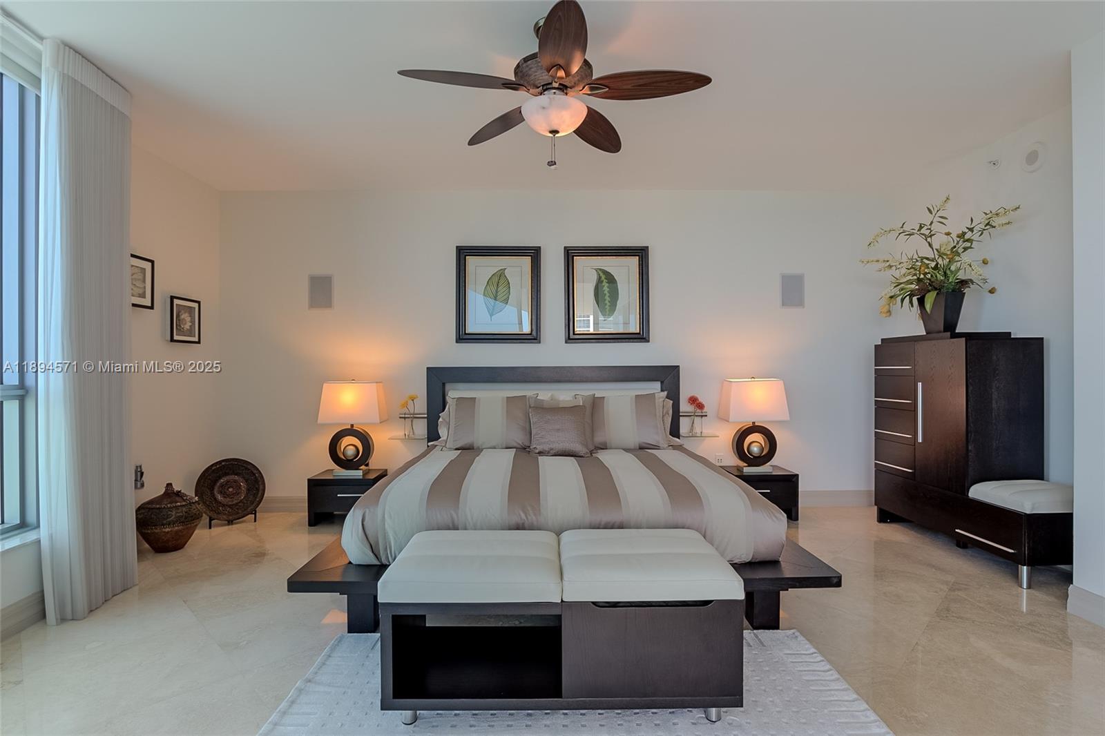 DIPLOMAT OCEANFRONT RESID - Residential Lease