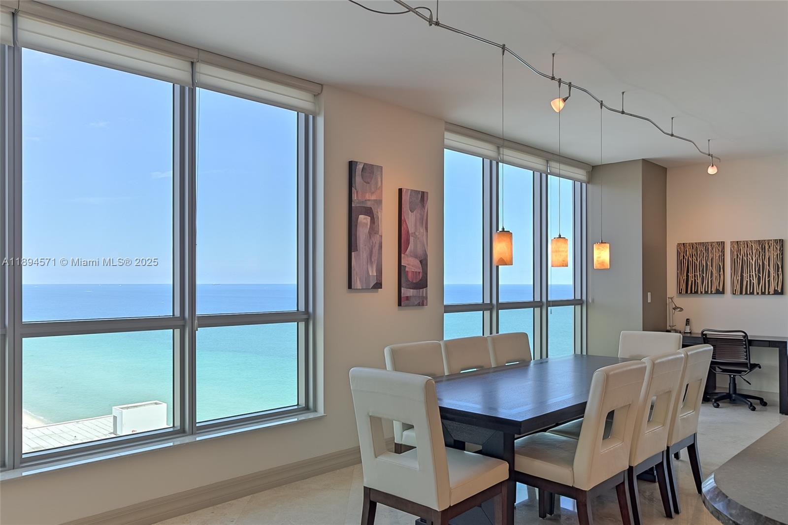 DIPLOMAT OCEANFRONT RESID - Residential Lease