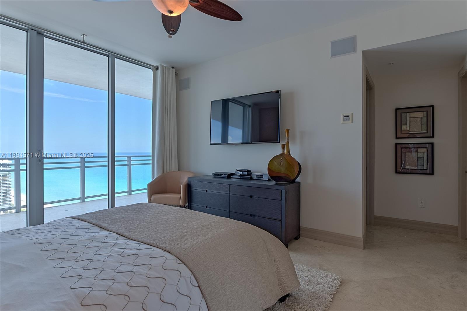 DIPLOMAT OCEANFRONT RESID - Residential Lease