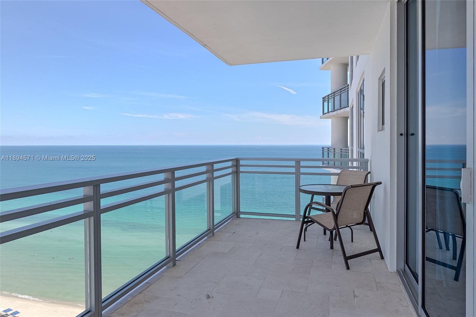 DIPLOMAT OCEANFRONT RESID - Residential Lease