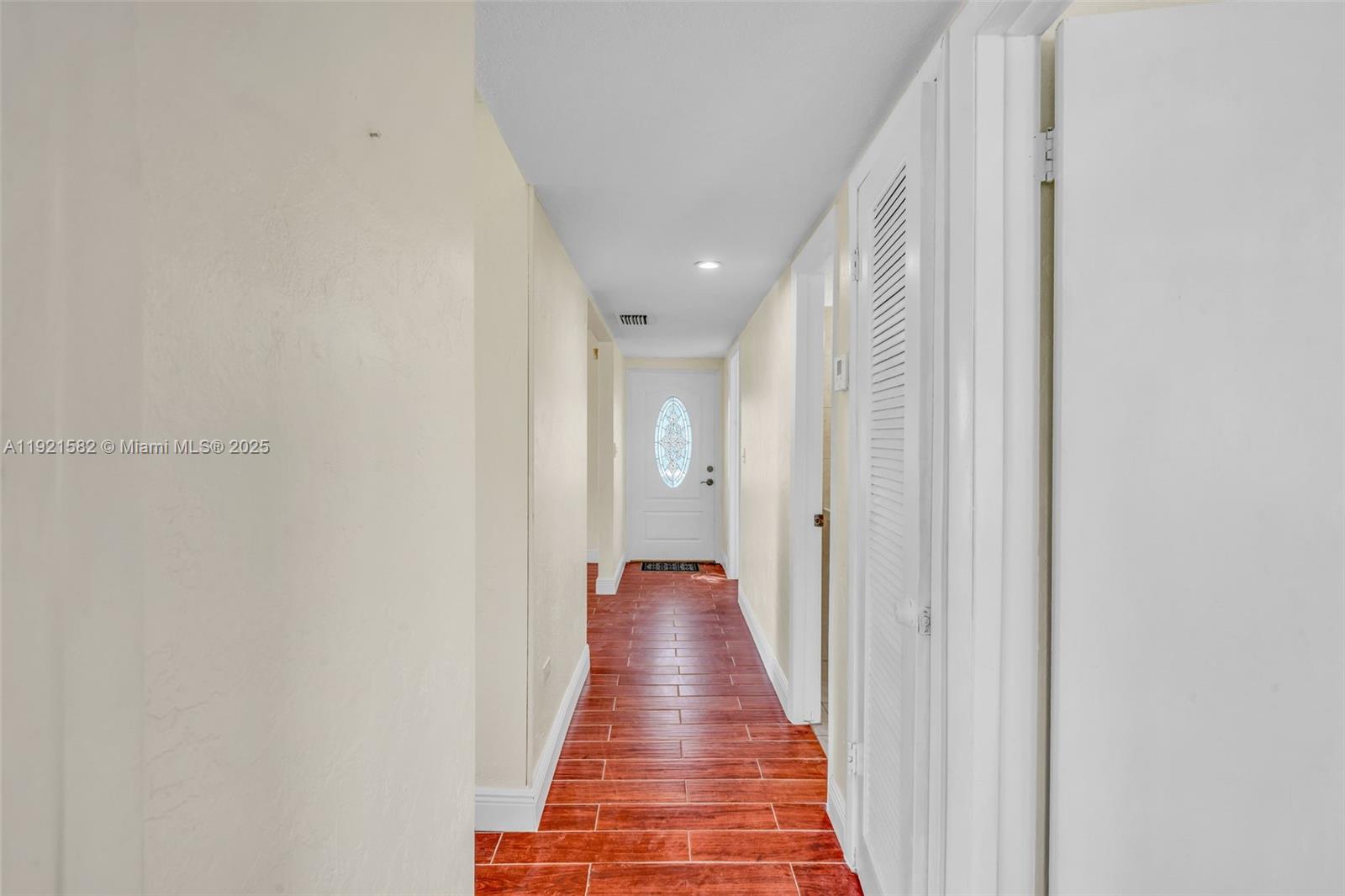 SOUTH CREEK VILLAGE - Residential