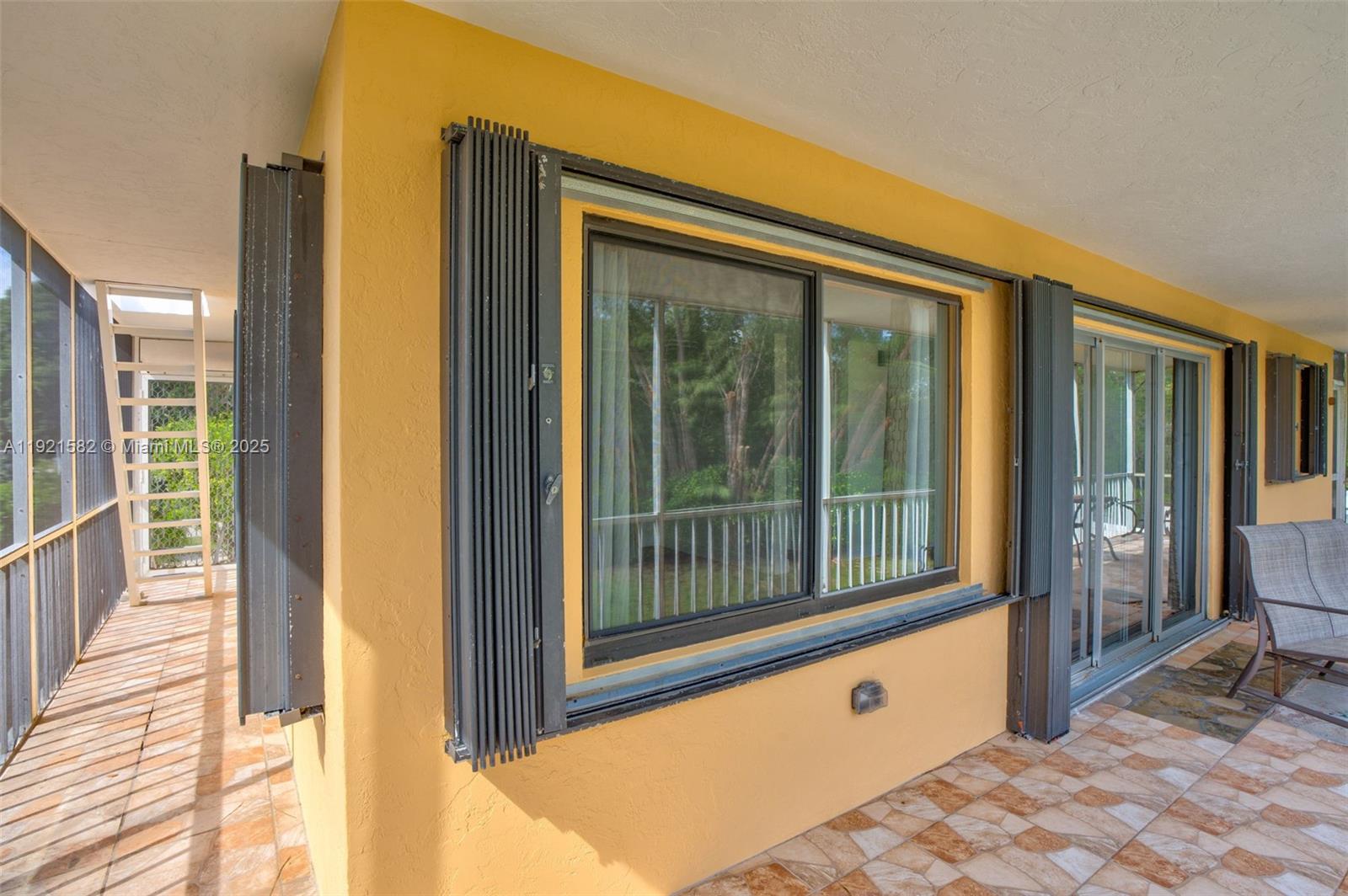 SOUTH CREEK VILLAGE - Residential