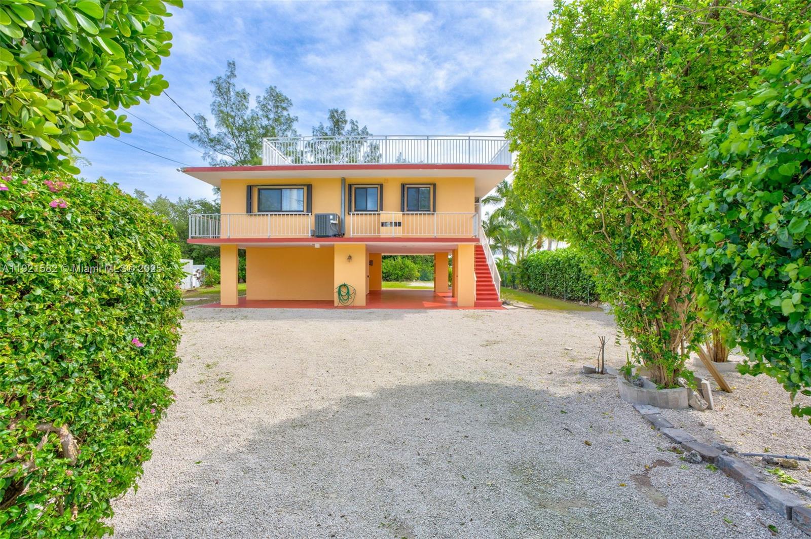 SOUTH CREEK VILLAGE - Residential