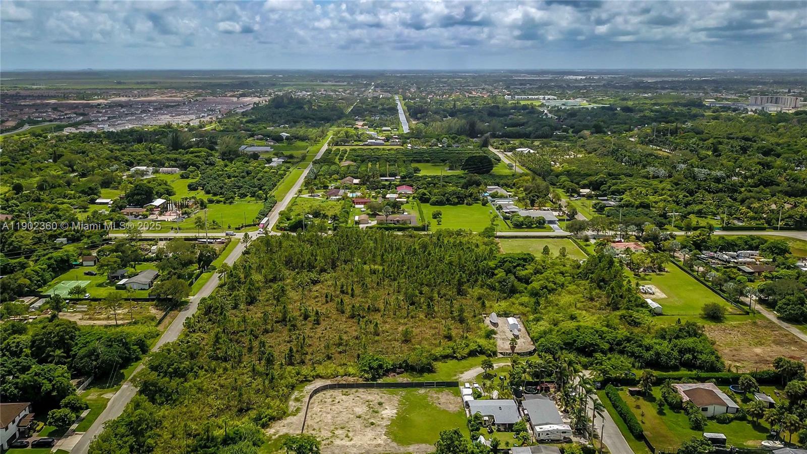 SILVER PALM PARK - Land